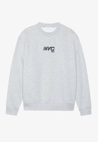 Felpa grigia in misto cotone. Presenta un colletto rotondo e maniche lunghe. Il logo "NYC 86" appare in blu scuro sul davanti. Design semplice.