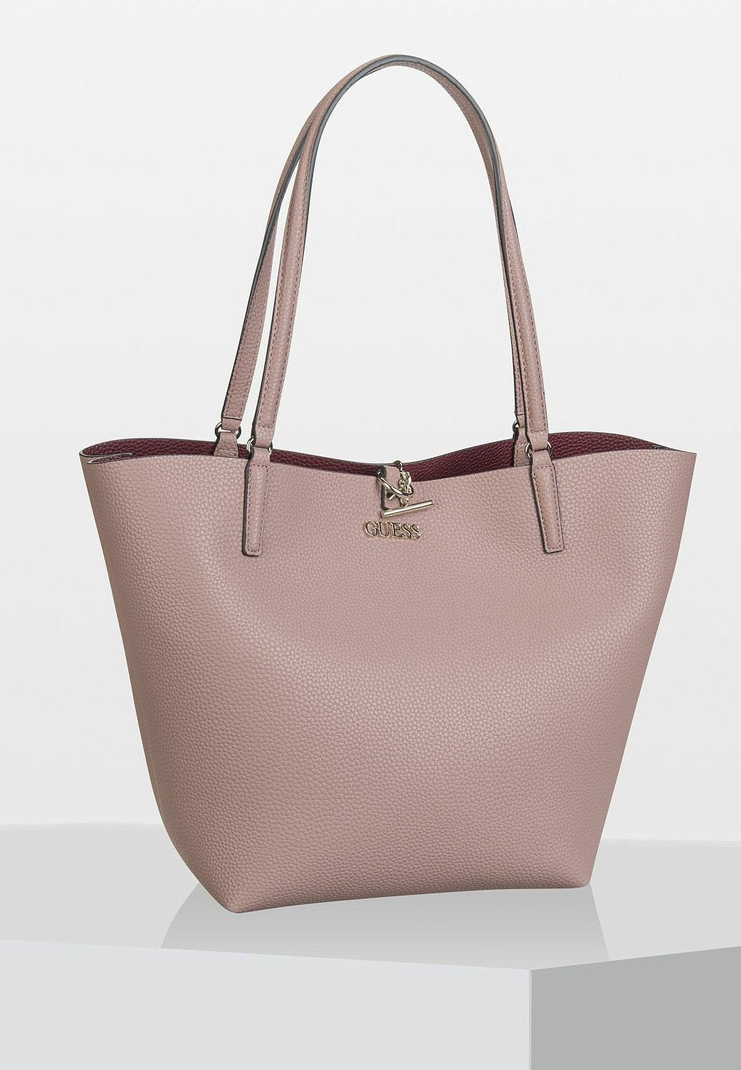 sac reversible guess