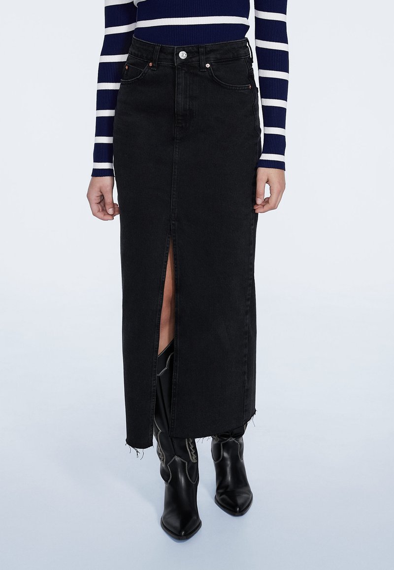 Stradivarius LANGER IM COMFORTFIT Jeansrock black denim Zalando.at