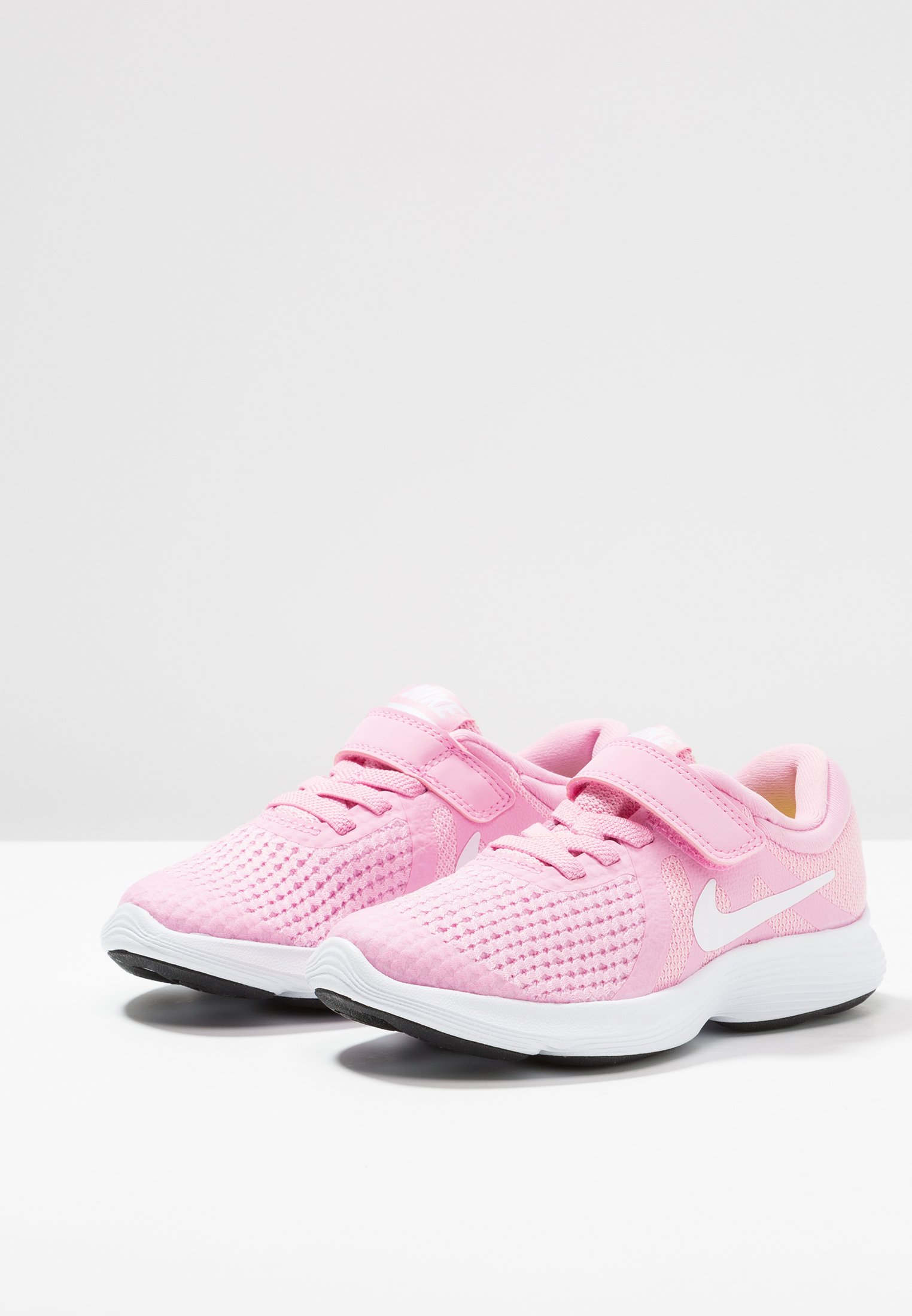 zalando nike revolution 4