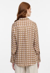 Eterna HEMDBLUSE - REGULAR FIT - Button-down blouse - hazelnut