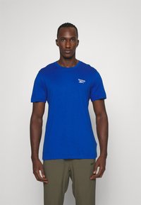 Reebok IDENTITY SMALL LOGO TEE - Pamata T-krekls - vector blue
