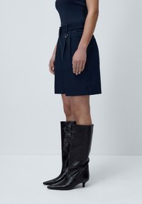 LeGer by Lena Gercke DITA - Shorts - black iris
