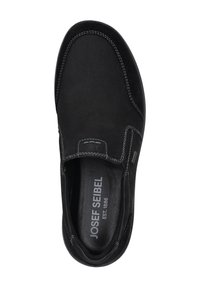 Černé slip-on boty s hladkým koženým svrškem, kontrastním bílým prošíváním a zakulacenou špičkou. Obsahují polstrovanou stélku a zesílenou patu.