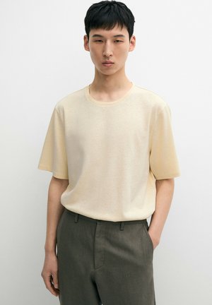 Massimo Dutti T-shirt basique - light yellow
