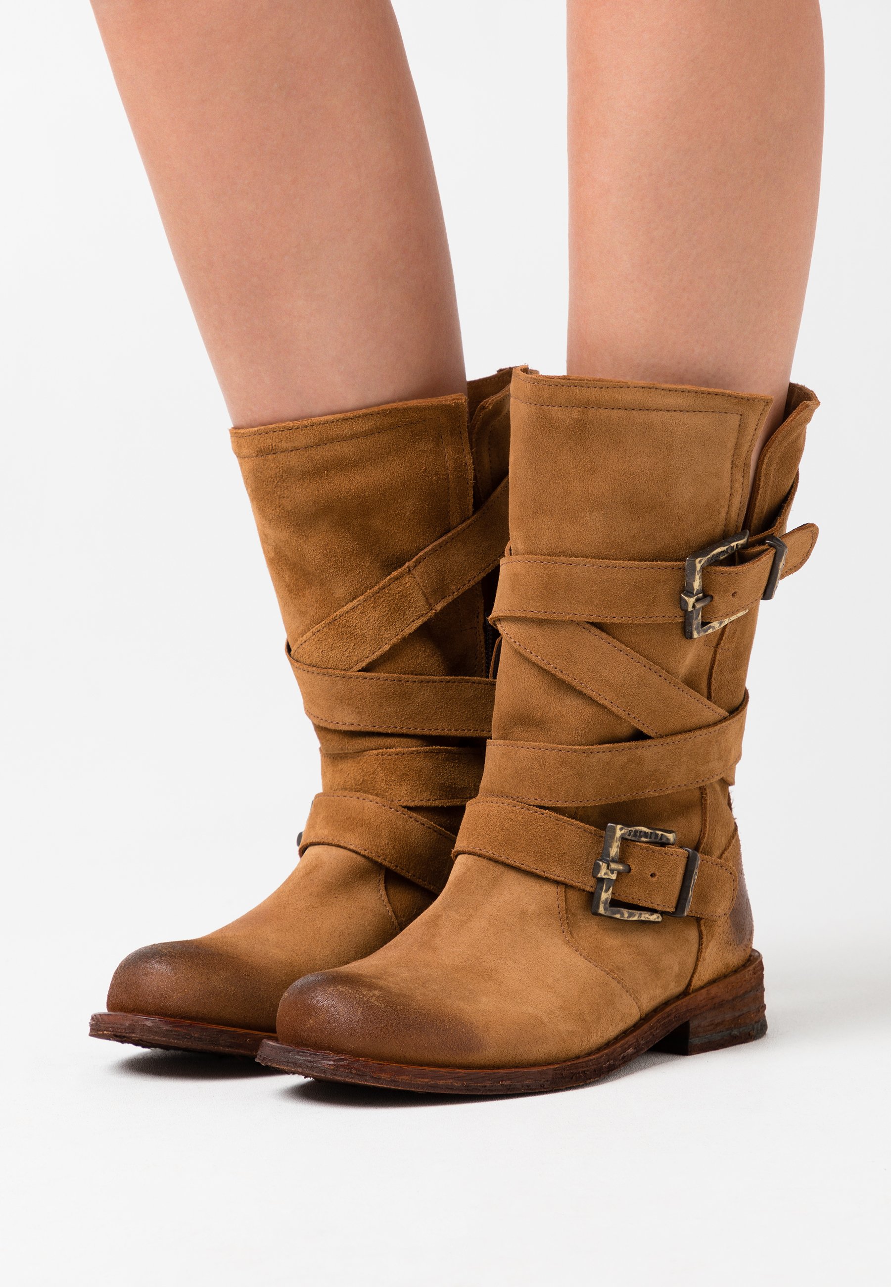 wide fitting biker boots