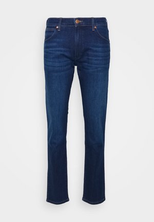 Wrangler LARSTON - Jeans Tapered Fit - the bullseye