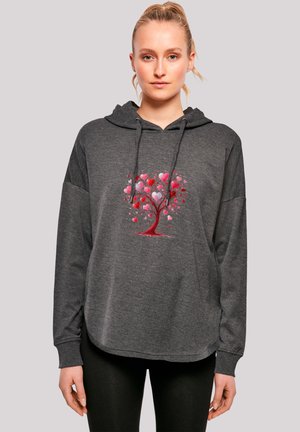 Grau kapuzenpullover mit einem bunten Herzbaum-Motiv in Pink und Rot, im lockeren Schnitt und mit langen Ärmeln.