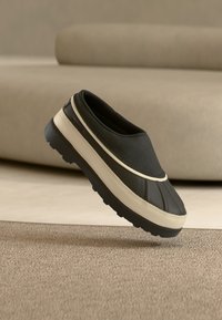 Επιλέχθηκε, black