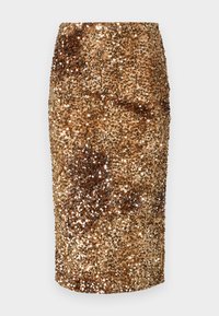 Sélectionné, nocciola