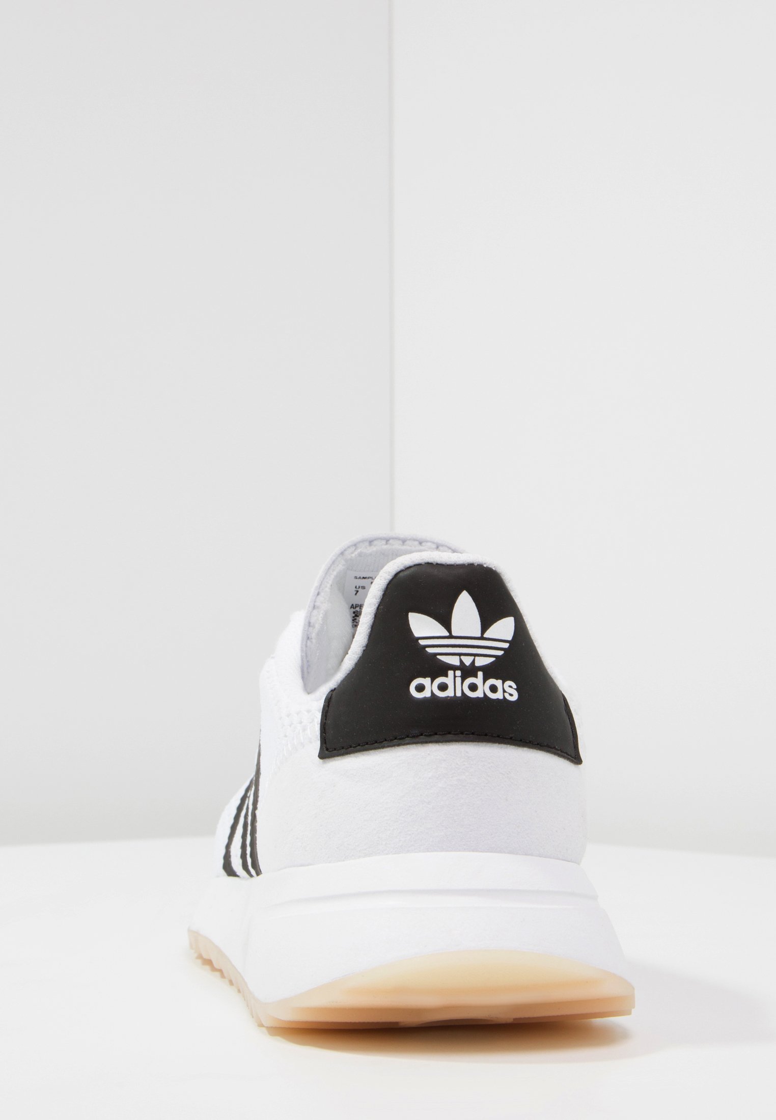 adidas Originals FLASHBACK Sneaker low whitecore black adidas Originals FLASHBACK Sneaker low whitecore black