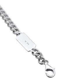 Hõbedane kettbracelet, mis sisaldab omavahel seotud linke, ristkülikukujulist silti 925 märgisega ja krabi konksuga kinnitust.