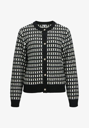 Cárdigan de punto en blanco y negro con un patrón de cuadrícula texturizada, cuello y puños acanalados, y cierres de botones en tono dorado.