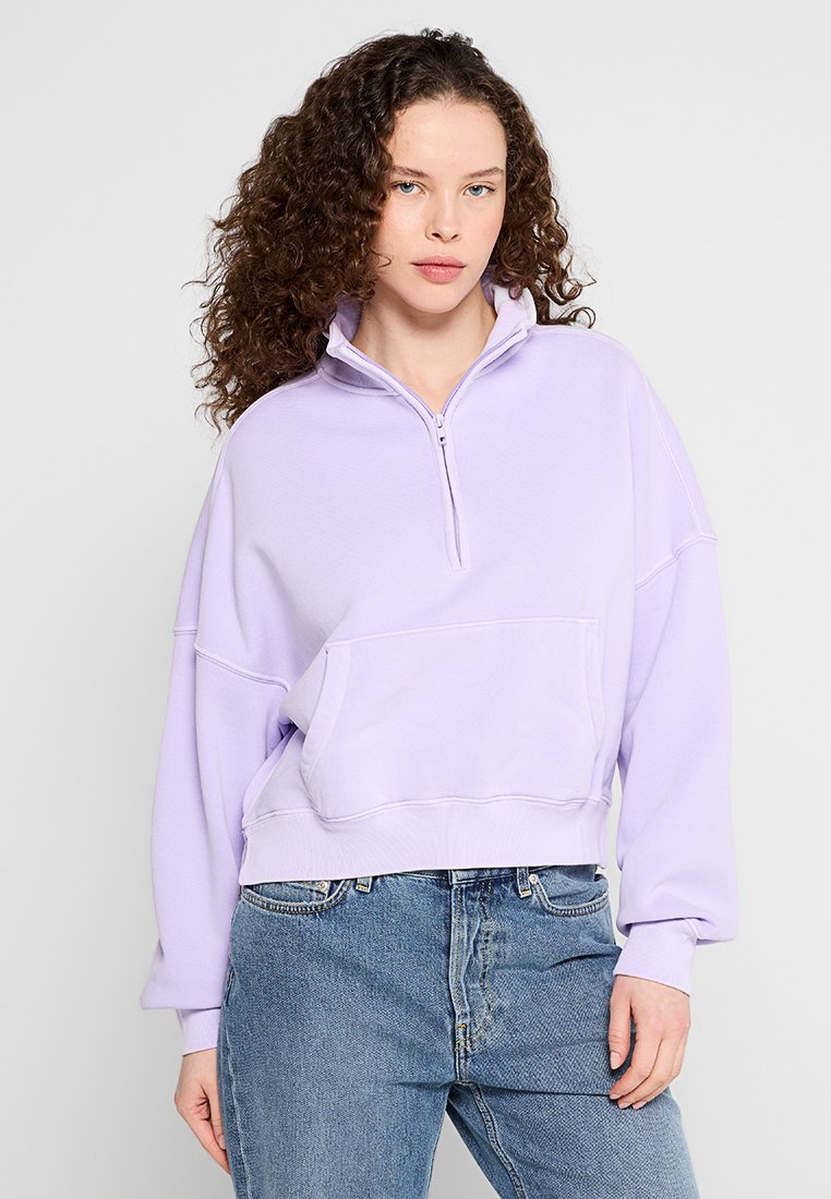 Abercrombie & Fitch Sweater lila