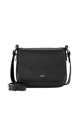 Črna usnjena torbica čez ramo z gladko površino, nastavljivim trakom in diskretnim JOOP! logotipom spredaj. Pravokotna oblika z zaobljenimi robovi.