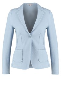 Blazer pour femmes bleu clair texturé avec manches longues, fermeture à un bouton, revers crantés et deux poches avant à rabat.