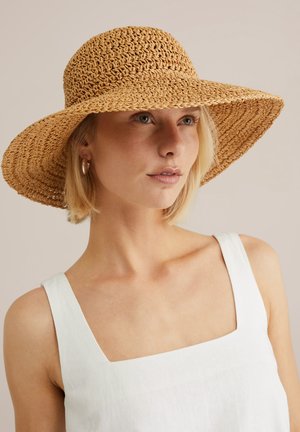 WE Fashion Hatte - light brown
