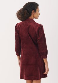 Part Two EYVOR - Abito a camicia - tawny port