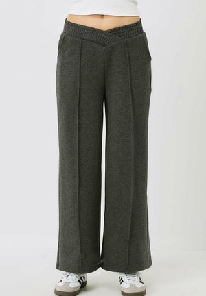 Gray wide-leg pants with a textured elastic waistband, featuring two side pockets and a smooth fabric finish.