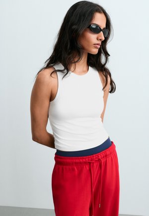 OYSHO, LONG RIB TANK TOP - Top - white