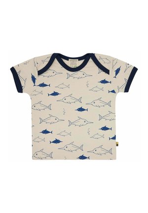 Kurze Ärmel Kinder T-Shirt aus Baumwolle, mit einer cremefarbenen Basis und einem blauen Fischmuster sowie dunkelblauen Besätzen um den Halsausschnitt und die Ärmel.