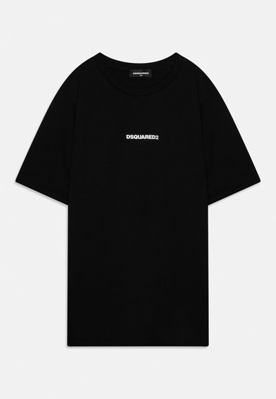T-shirt noir à manches courtes et col rond avec le logo blanc "DSQUARED2" centré sur la poitrine.