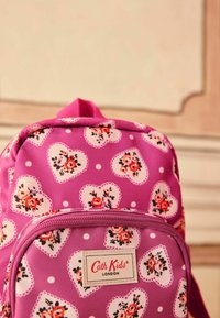Cath Kidston Šolska torba - pink