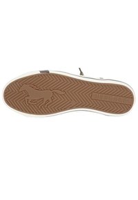 Semelle de chaussure en caoutchouc avec un graphique détaillé de cheval, motif texturé brun et bord blanc. Comprend des rainures pour une traction et une stabilité accrues.