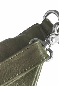 DEPECHE Jostas soma - 051 olive