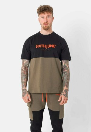 BICOLORED - T-Shirt print - khaki