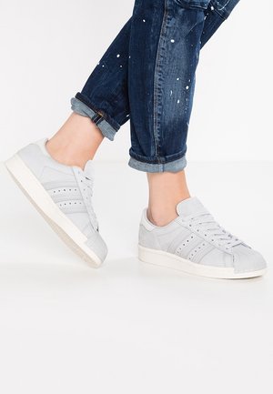 Baskets basses - light grey