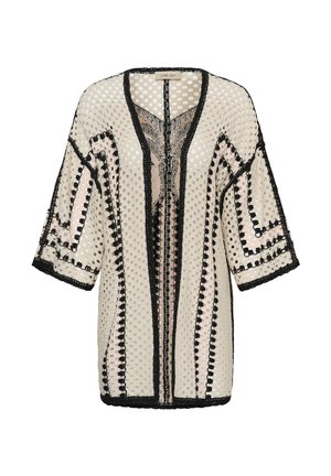 Cardigan en maille crème à ouverture frontale avec bordures géométriques noires et rose clair, manches trois-quarts, fabriqué en tissu ajouré.