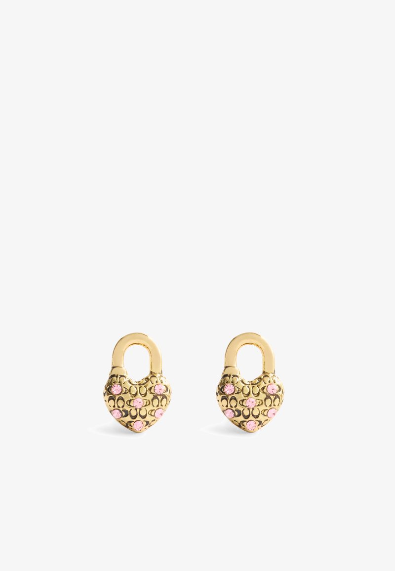 Boucles d'oreilles en forme de cœur en coloris or, avec une surface texturée, ornées de pierres précieuses roses, présentant un design de serrure en haut.