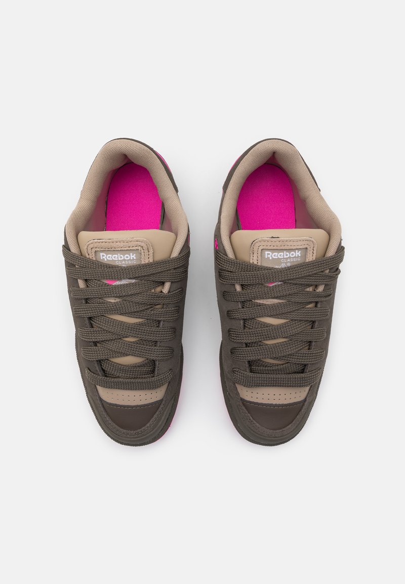 reebok classic rosa sale