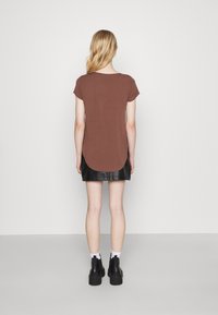 Vero Moda VMBECCA PLAIN - Blusa - sable