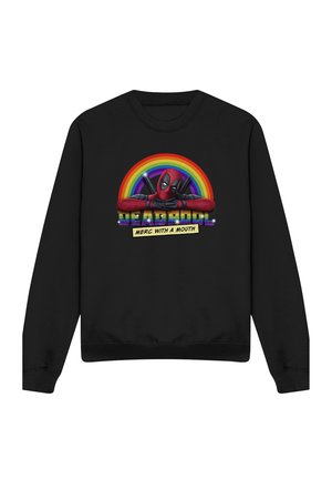 Schwarzer Sweatshirt mit Deadpool, der auf verschränkten Armen lehnt, mit zwei Schwertern hinter ihm und einem Regenbogenbogen darüber, der Text lautet "Merc with a Mouth."