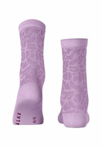 Fliederfarbene Socken mit einem Blumenmuster, aus weichem Material gefertigt. Mit einem gerippten Bündchen und Größenangaben auf der Sohle. Glatte Textur.