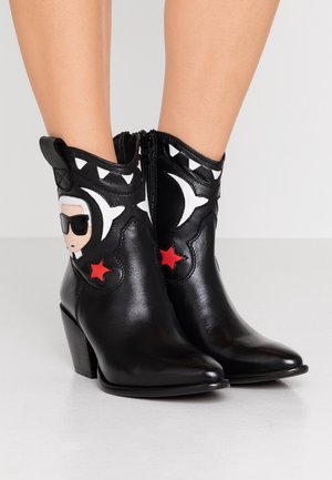 Cowboy/biker ankle boot - black