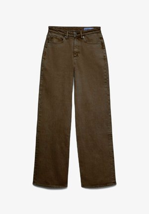 Jean marron taille haute à jambes larges avec poches avant, passants de ceinture et fermeture par bouton sur fond blanc.