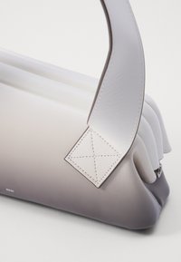 Osoi SLIDE BROT - Taška cez plece - prism white