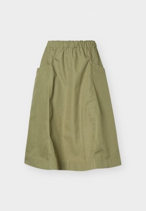 Gonna a trapezio verde oliva chiaro con vita elasticizzata e tasche laterali, mostrata distesa su uno sfondo bianco.