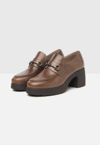 NeroGiardini Platform heels - cuoio