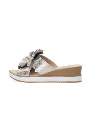 VENEZIA, SLIPPERS - Mules med hæl - silver-coloured