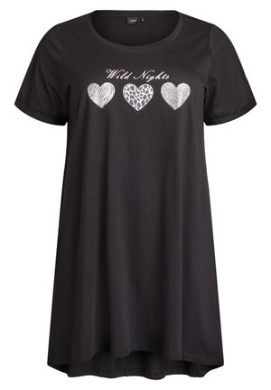 Črna majica obleka s kratkimi rokavi, okroglim izrezom in ukrivljenim robom. Ima tri srčne motive z različnimi vzorci v beli barvi.