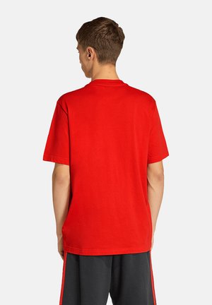 adidas Performance, Landsholdstrøjer - rot