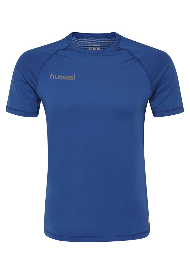 Kurzärmliges Sportshirt aus leuchtend blauer Stoff, mit rundem Hals, genähten Akzenten und goldenem "hummel"-Logo auf der Vorderseite.