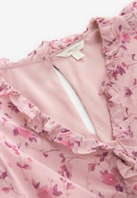 Laura Ashley REGULAR FIT - FLORAL - Vestito casual - pink