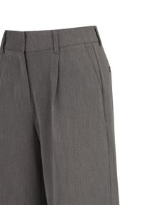 Grijze op maat gemaakte broeken met een gladde textuur, voorzien van zijzakken, een hoge tailleband en plooien voor een gestructureerde pasvorm.