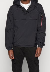 Alpha Industries Allvädersjacka - black