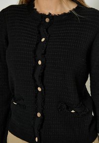 PEPPERCORN Kardigán - black